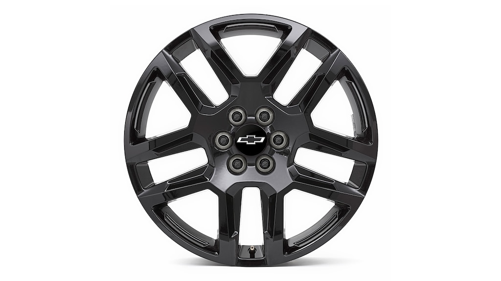 Estiliza el diseño exterior de tu Chevrolet Blazer 2025 con el rin de aluminio de 20 pulgadas con 5 brazos en negro